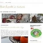 Due bionde in cucina